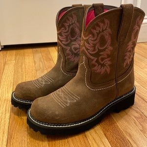 Ariat Ladies Fatbaby Dark Barley Brown Leather boots. Style#10021484. Worn once!